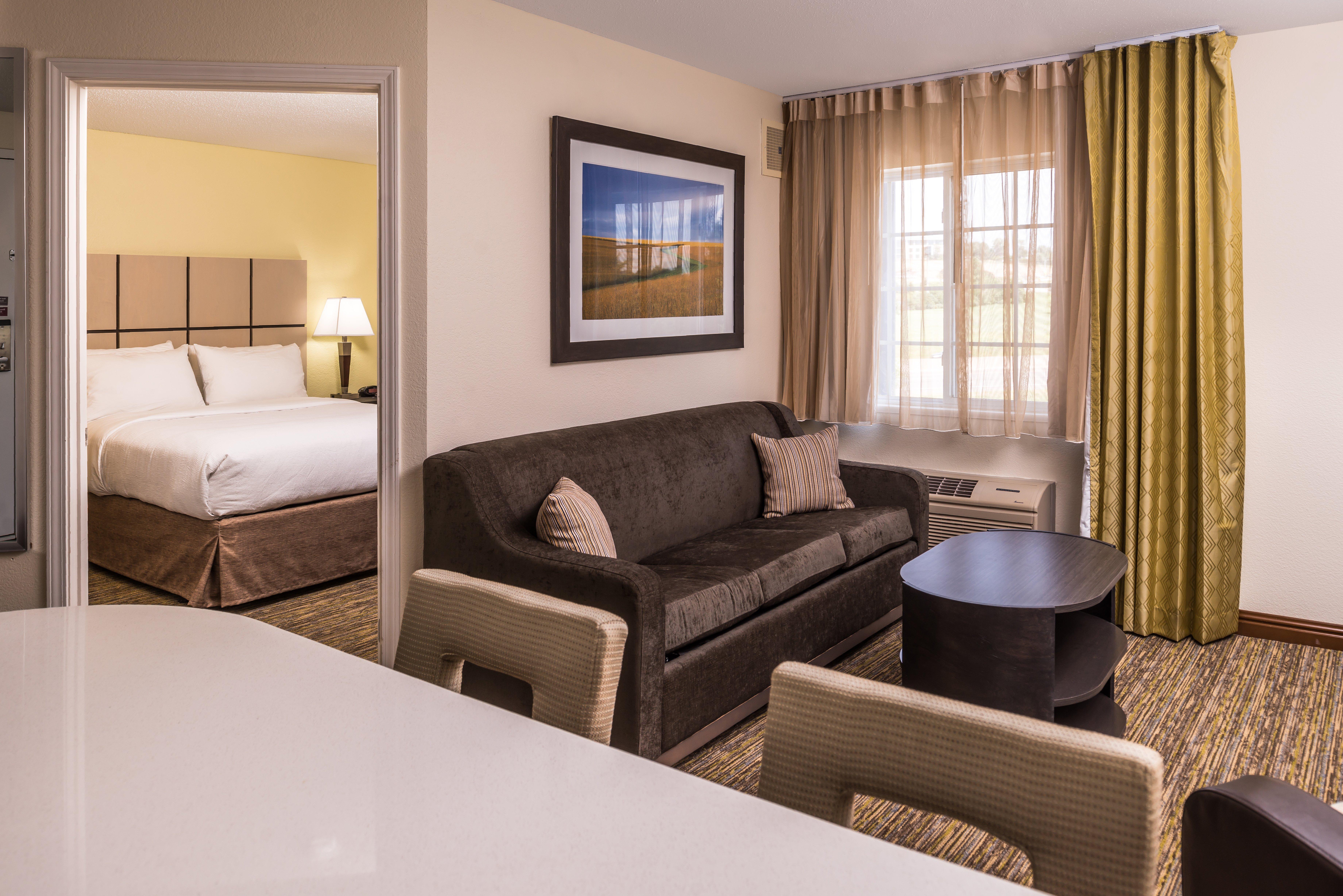 Candlewood Suites - Topeka West By Ihg Zewnętrze zdjęcie