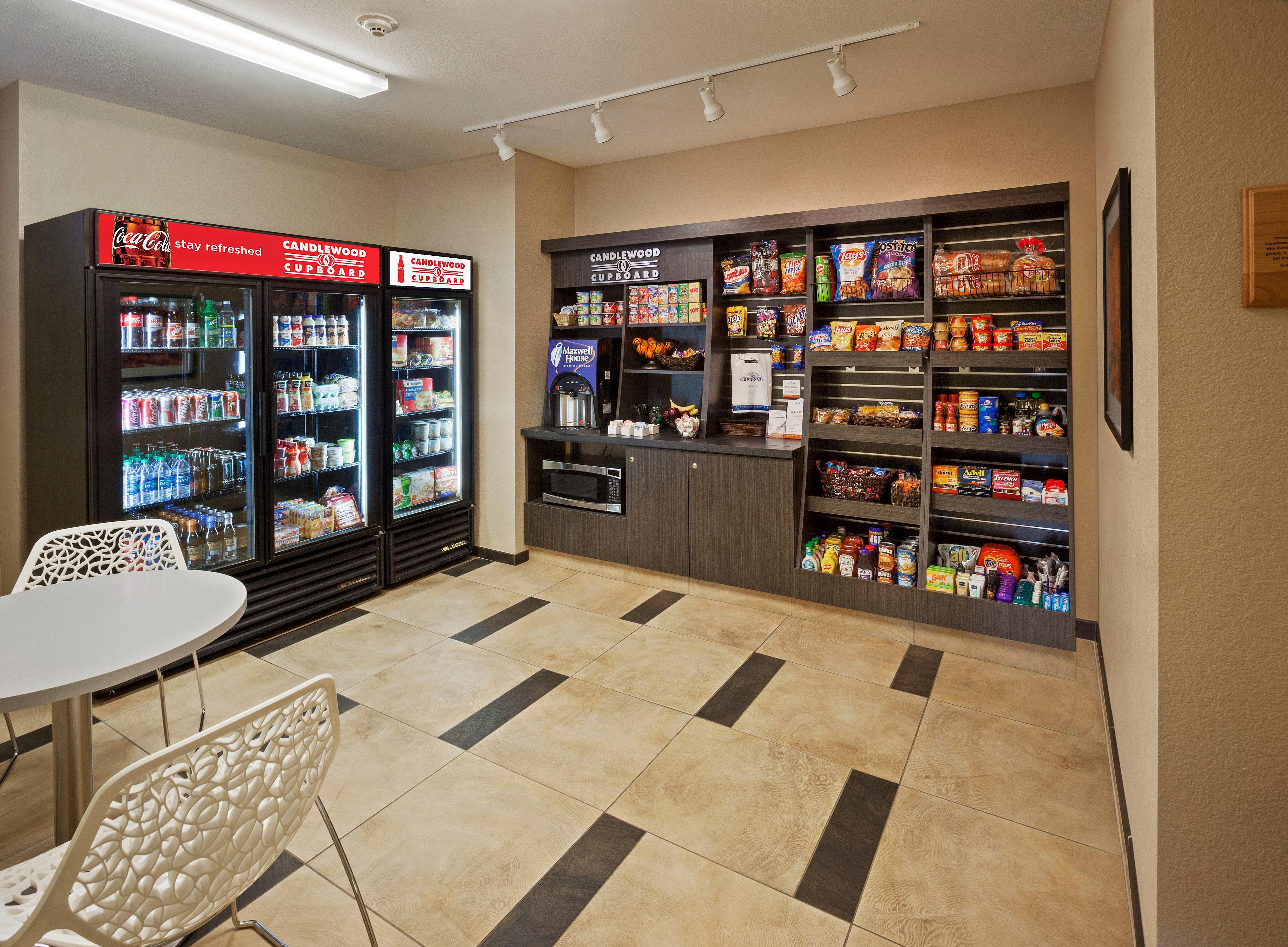 Candlewood Suites - Topeka West By Ihg Zewnętrze zdjęcie