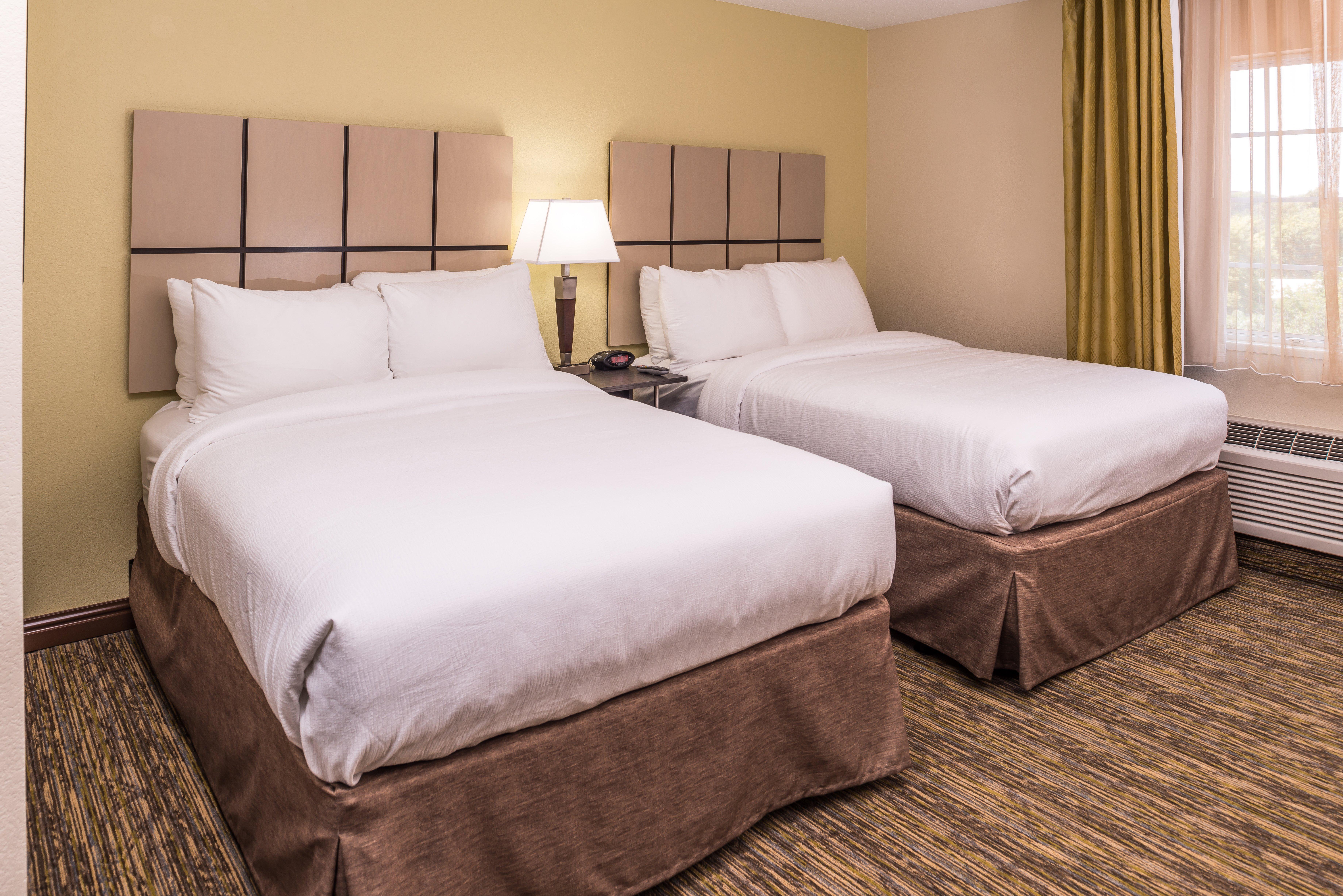 Candlewood Suites - Topeka West By Ihg Zewnętrze zdjęcie